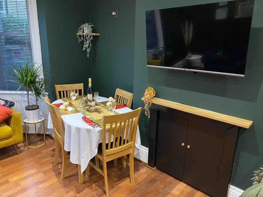Trendy 3 Bedroom Home Close To Margate Beaches Bars Resturants 2 Night Min Stay Westgate-on-Sea Eksteriør billede